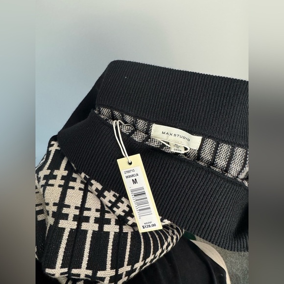 MAX STUDIO Midi Skirt In Black - Picture 7 of 8